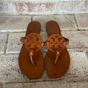 Tory Burch Miller VINTAGE VACHETTA 8.5